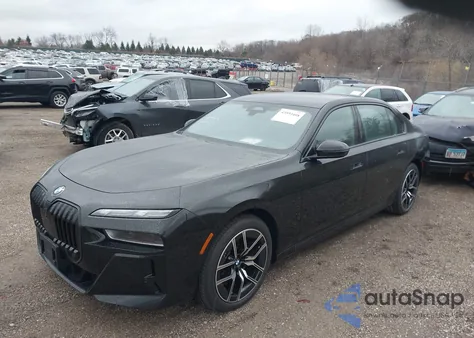 2025 BMW 760I xDrive z USA, uszkodzony, nr VIN WBA33EJ07SCV41593